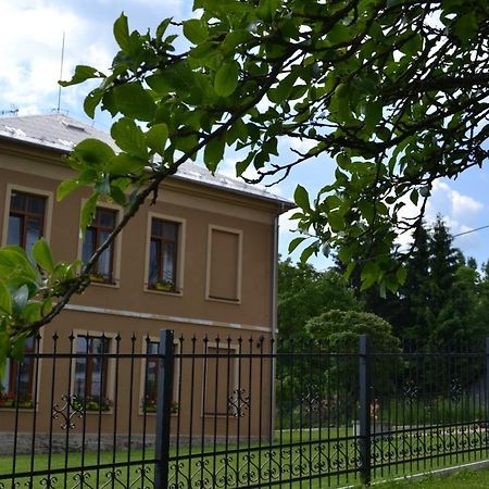 Pension Stará škola Vysoké Žibřidovice Exteriér fotografie