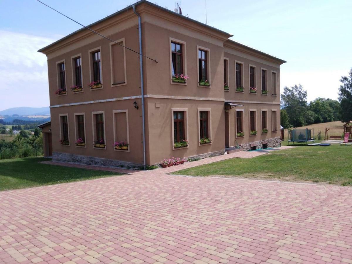 Pension Stará škola Vysoké Žibřidovice Exteriér fotografie
